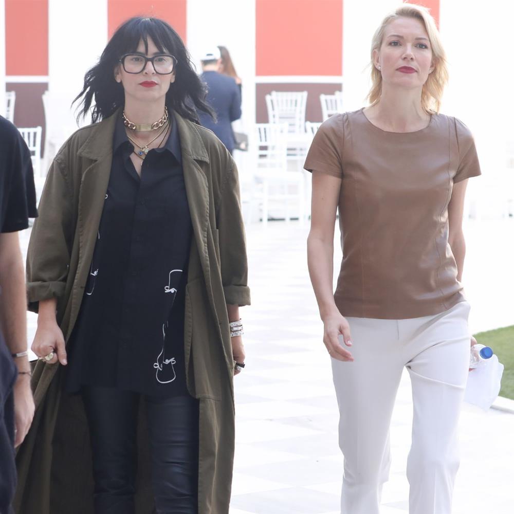 Ζενεβιέβ Μαζαρί - Βίκυ Καγιά