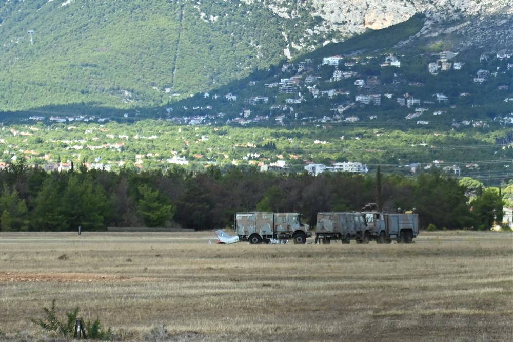 Τατόι - Εκπαιδευτικό αεροσκάφος Τατόι - Εκπαιδευτικό αεροσκάφος