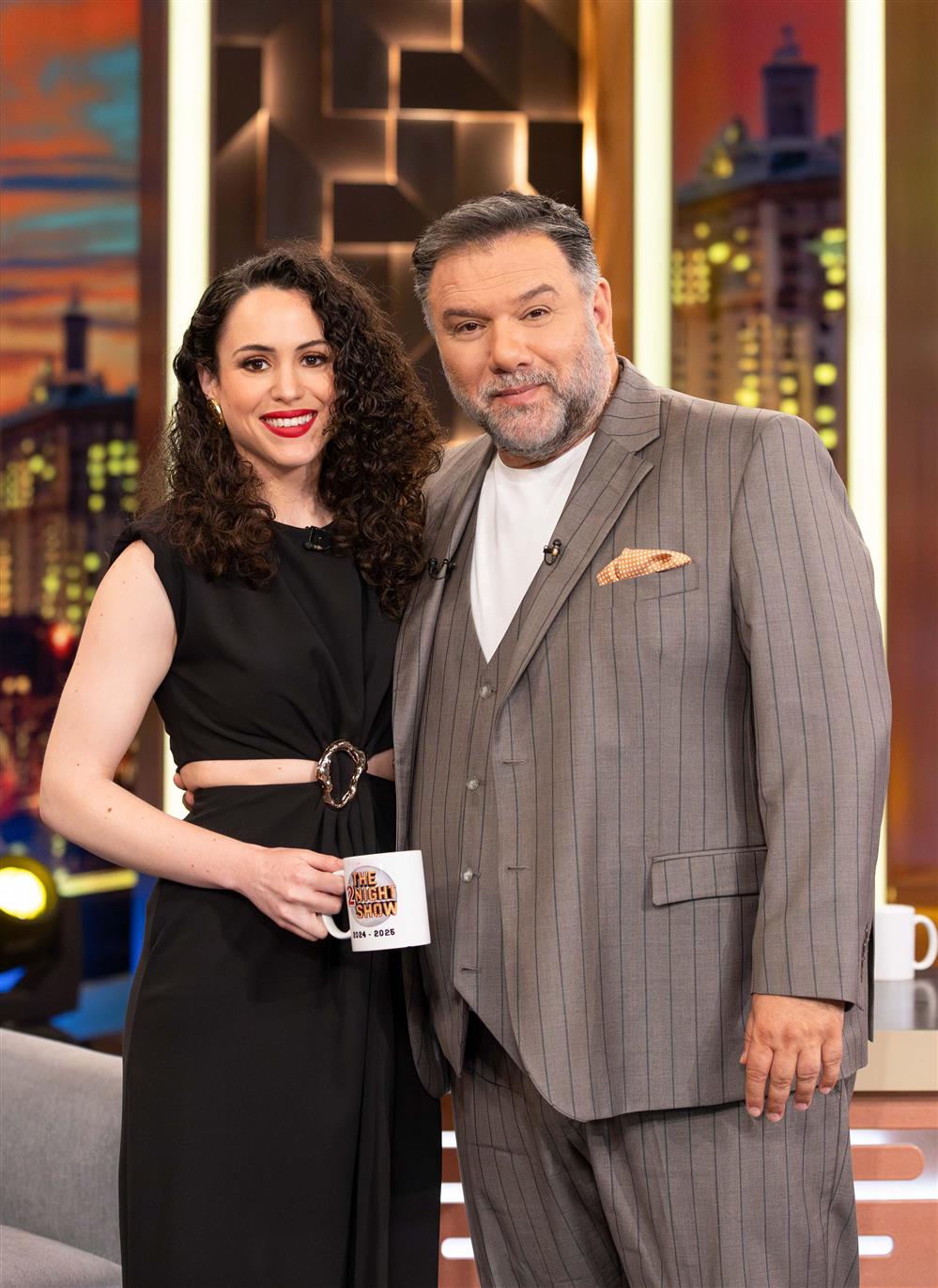 Αρναουτογλου καλεσμενοι