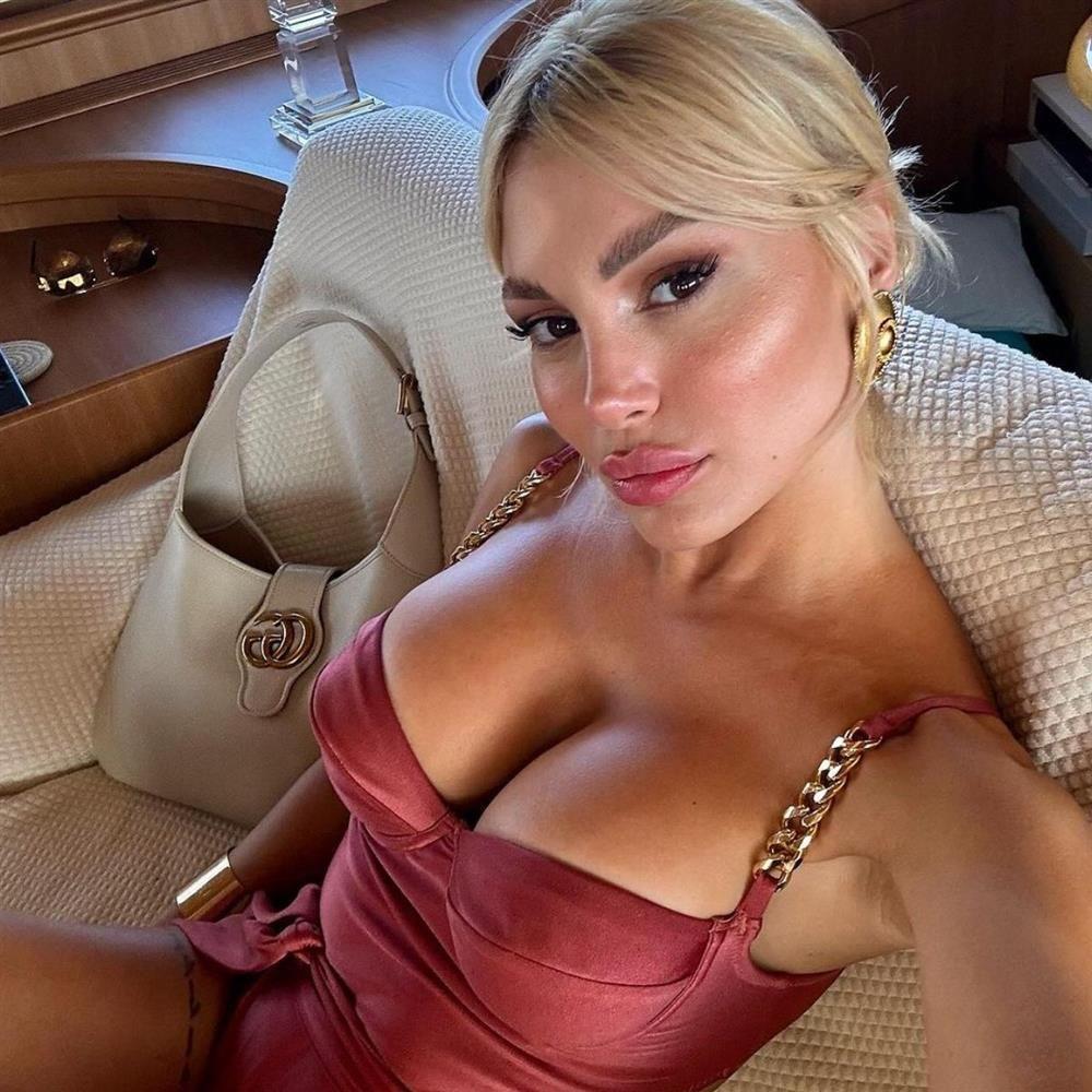 παναγιώταρου