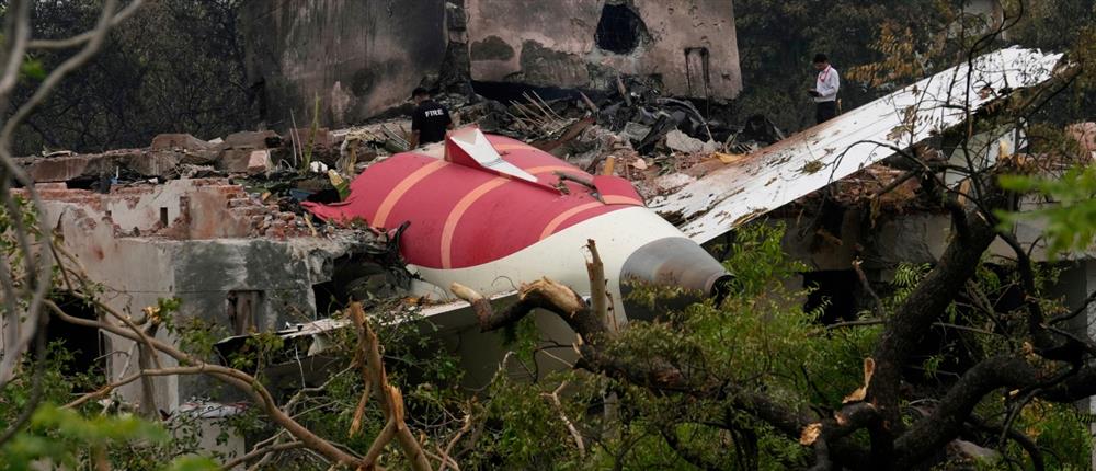 Ινδία - Συντριβή - Αεροσκάφος - Νεκροί - Οικογένεια