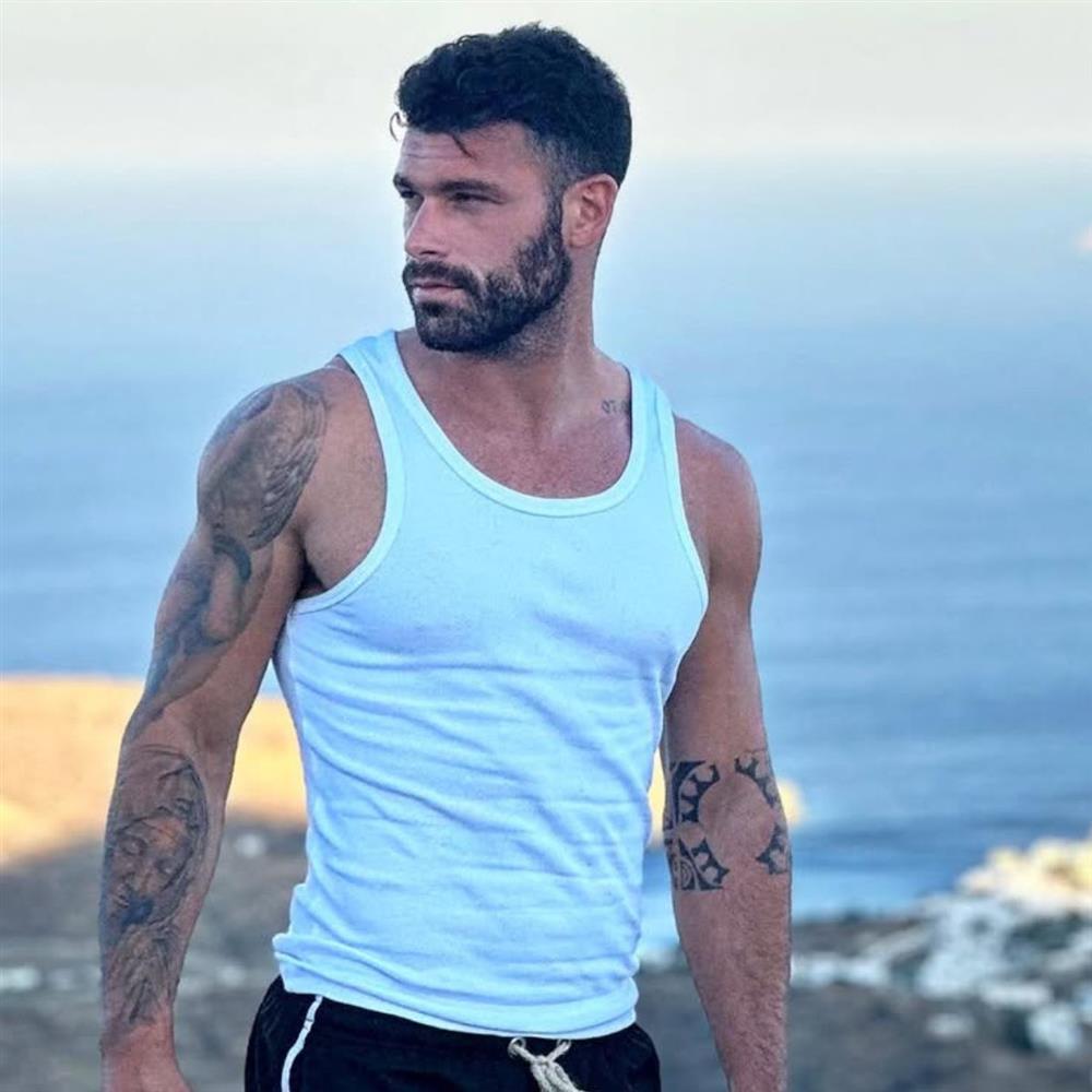 Στάθης Σχίζας: Η εξομολόγηση για την πατρότητα - "Ανακαλύπτεις την ανιδιοτελή αγάπη, που δεν ήξερες ποτέ ότι μπορείς να προσφέρεις"