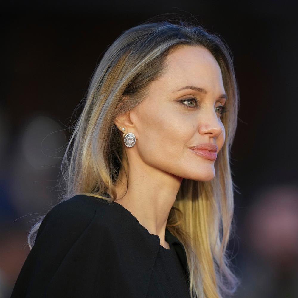 Angelina Jolie