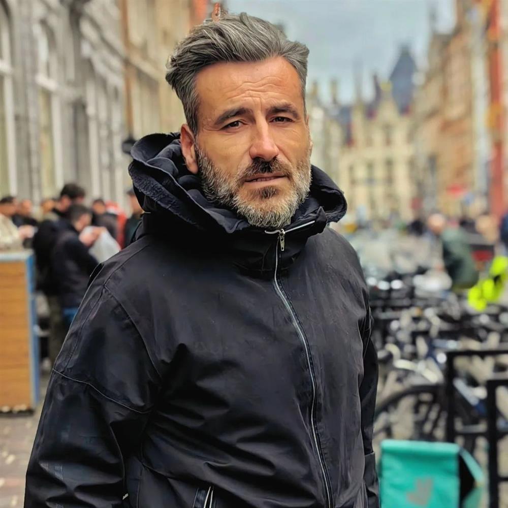 Σε νοσοκομείο της Σαουδικής Αραβίας ο Γιώργος Μαυρίδης - Η φωτογραφία και το μήνυμα του Σάκη Τανιμανίδη