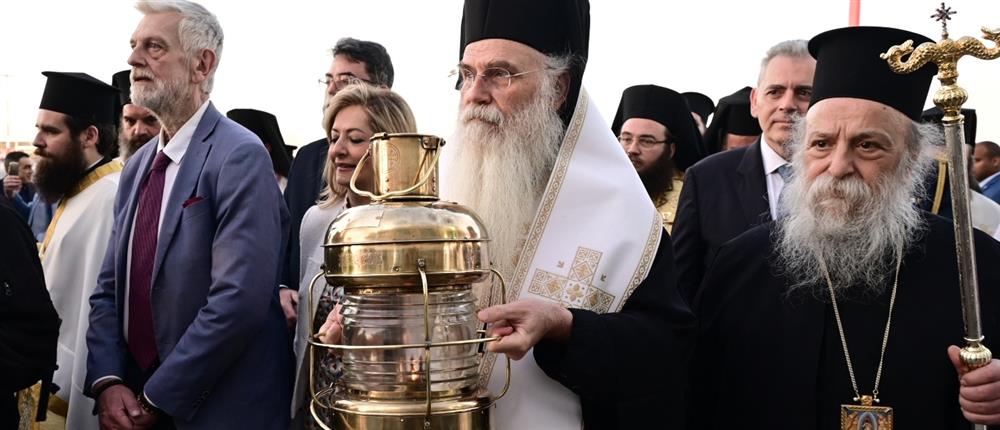 Άγιο Φως - Άφιξη - Ελλάδα Άγιο Φως - Άφιξη - Ελλάδα