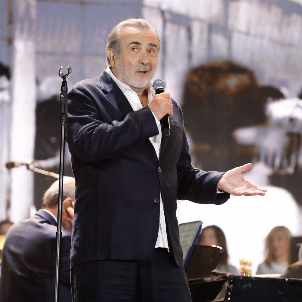 Λάκης Λαζόπουλος