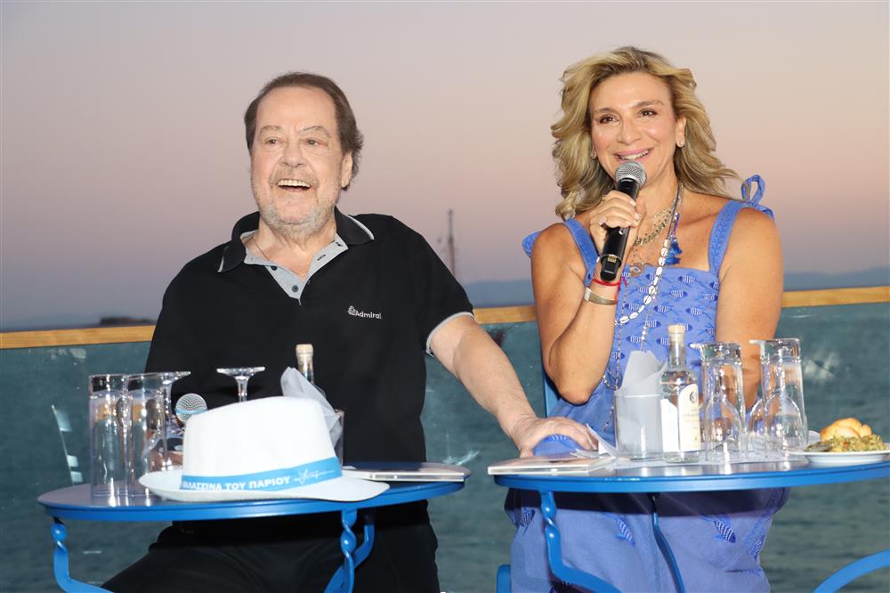 Γιάννης Πάριος