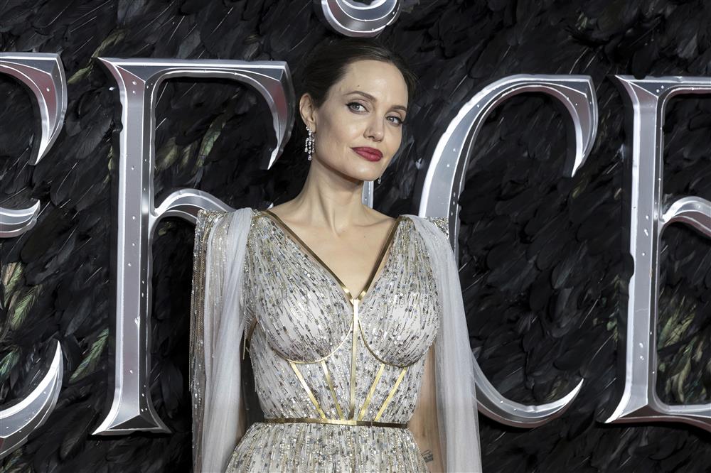 Αντζελίνα Τζολί