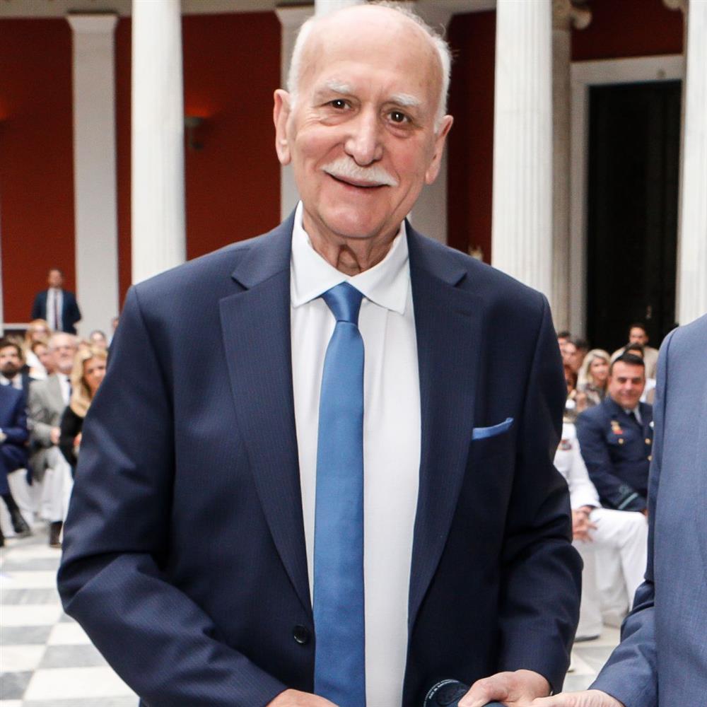 Γιώργος Παπαδάκης