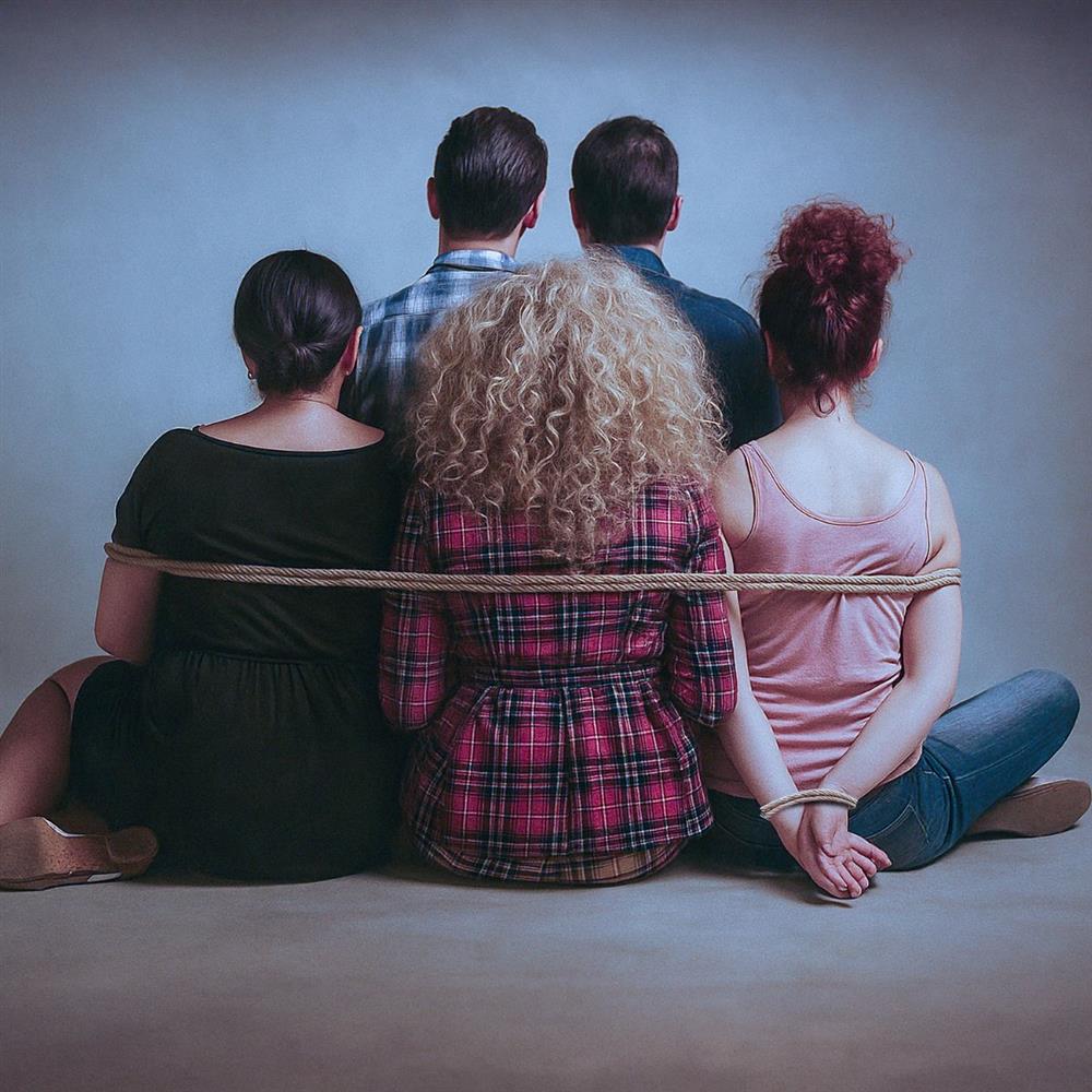 Στο Παρά Πέντε