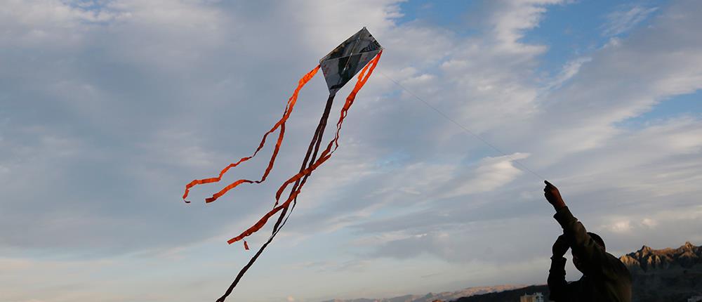 AP - Χαρταετός - πέταγμα AP - Χαρταετός - πέταγμα