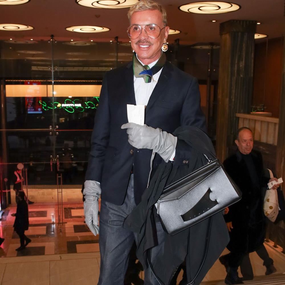 Λάκης Γαβαλάς