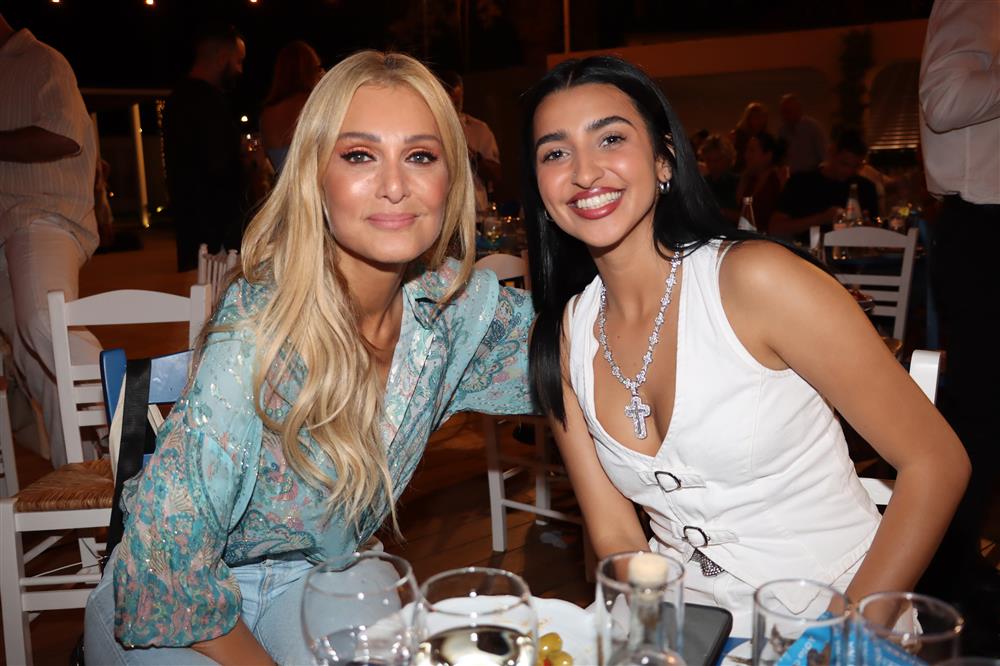 Γιάννης Πάριος