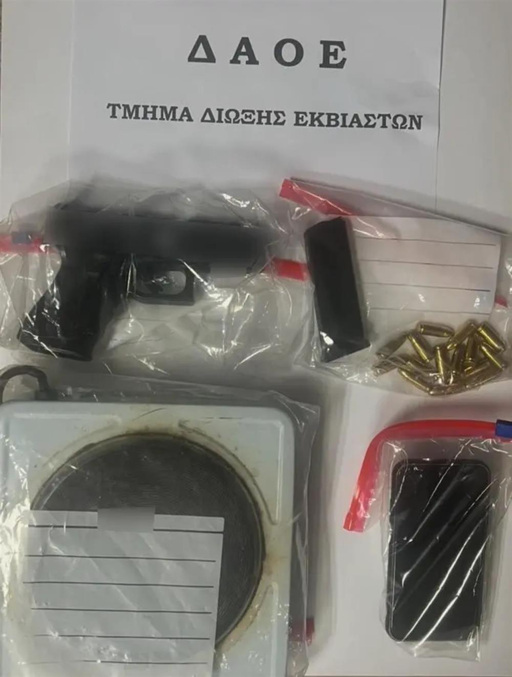 Φυλακές Κορυδαλλού - Αστυνομία - έρευνα - Όπλα