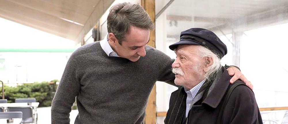 Μανώλης Γλέζος Μανώλης Γλέζος