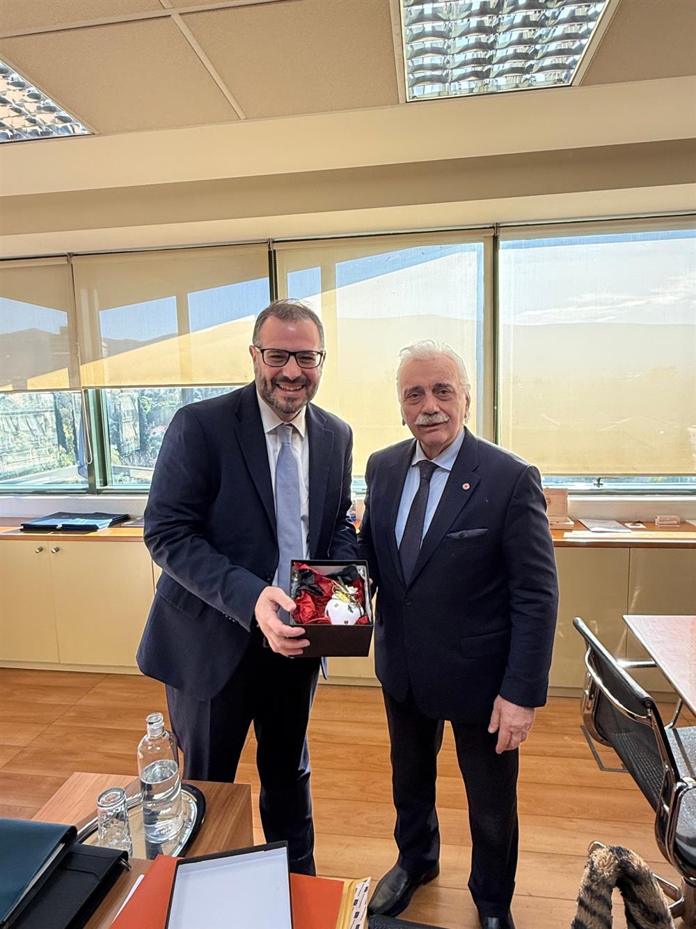 ερυθρος σταυρος - καλαντα