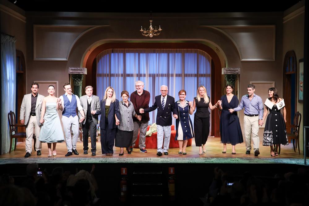 Σωτήρης Τσαφούλιας - Άννα Μενενάκου