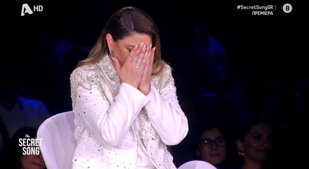 Έλενα Παπαρίζου