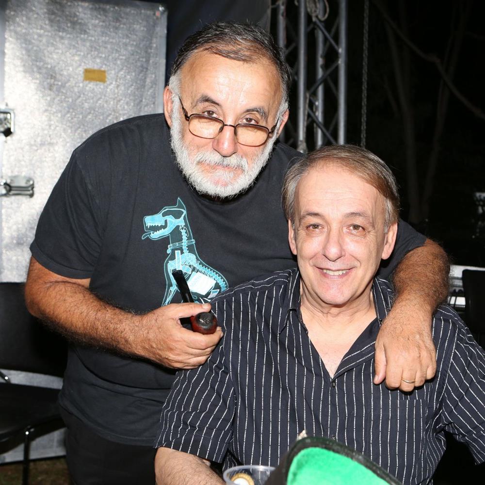 Ανδρέας & Θάνος Μικρούτσικος