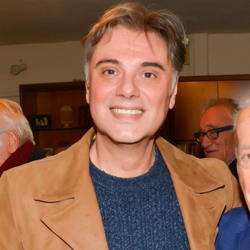 Οδυσσέας Σταμούλης: Τα πρώτα λόγια μετά το γάμο του - "Άμα μας βλέπει ο Χρηστάκης θα χαίρεται μαζί μας"

