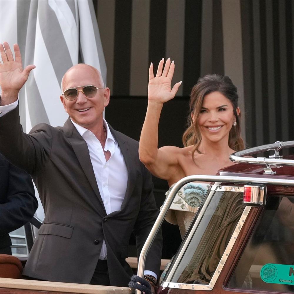 Τζεφ Μπέζος - Λόρεν Σάντσεζ