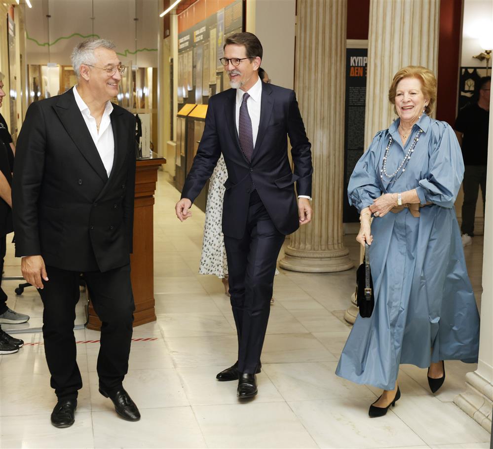 Γιώργος Ντάβλας Γιώργος Ντάβλας