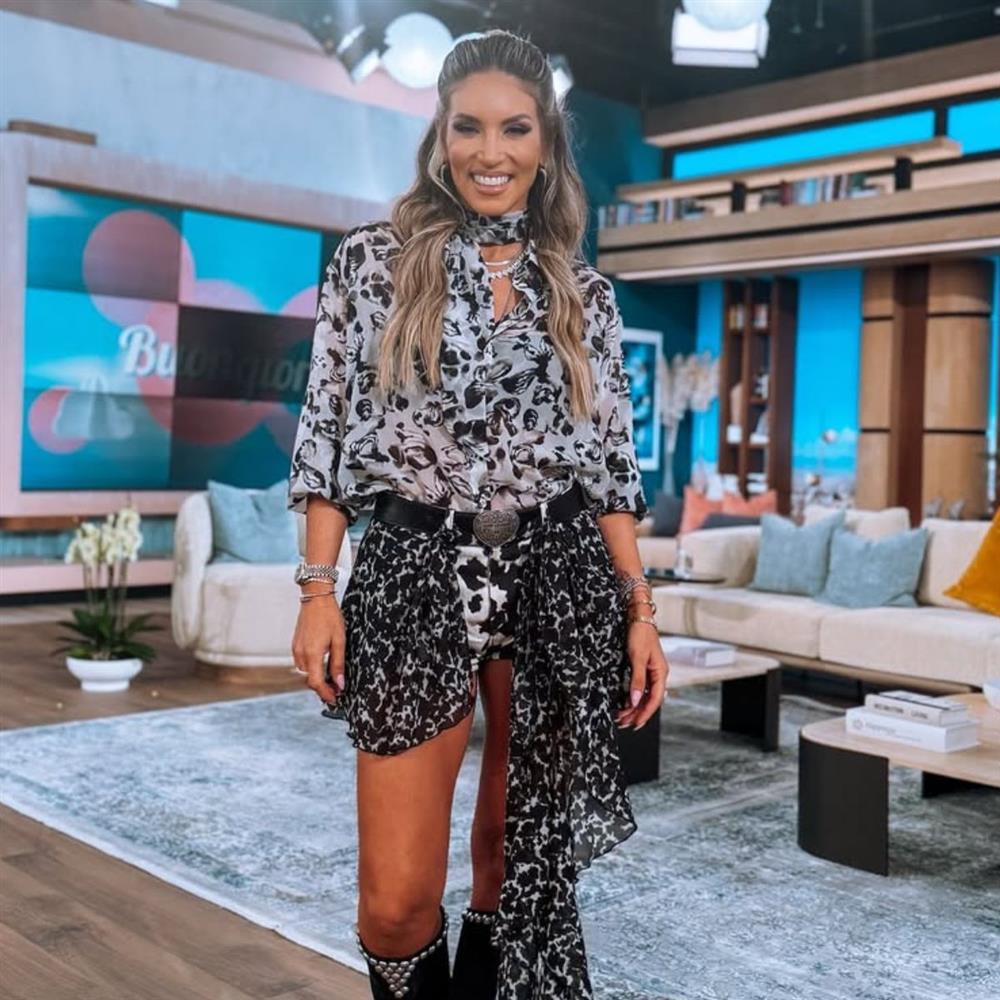 Αθηνά Οικονομάκου