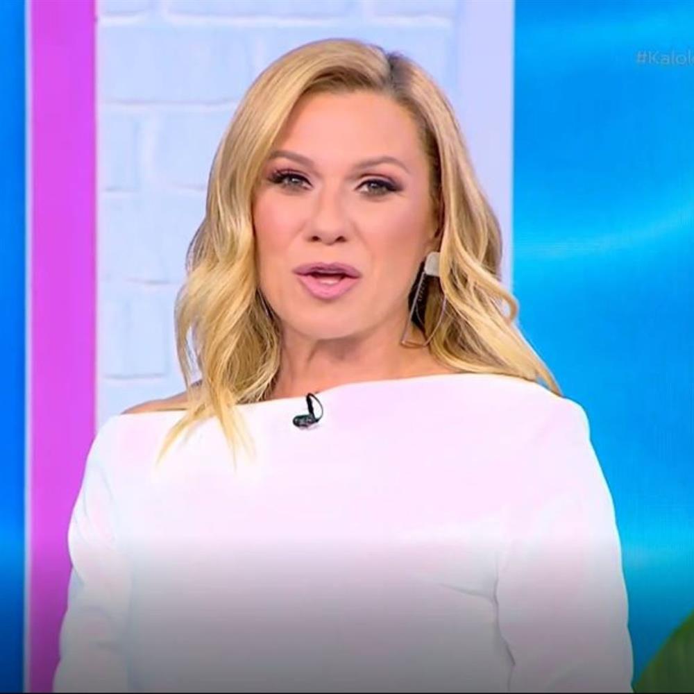 Κατερίνα Καραβάτου: Συγκινημένη στην έναρξη του τελευταίου “Καλοκαίρι Παρέα” – Η έκπληξη του Νίκου Μουτσινά