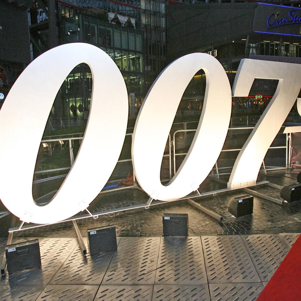 Τζέιμς Μποντ