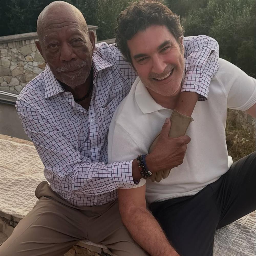 Χριστόφορος Παπακαλιάτης: Με τον Μόργκαν Φρίμαν στους Παξούς