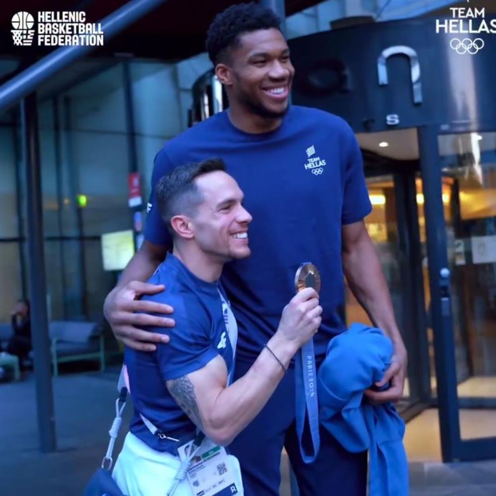 Πετρουνιας