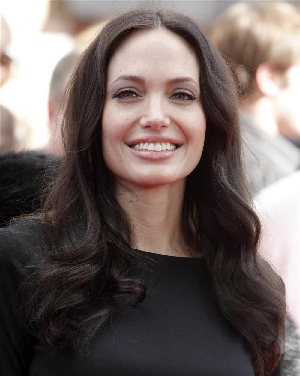 Αντζελίνα Τζολί