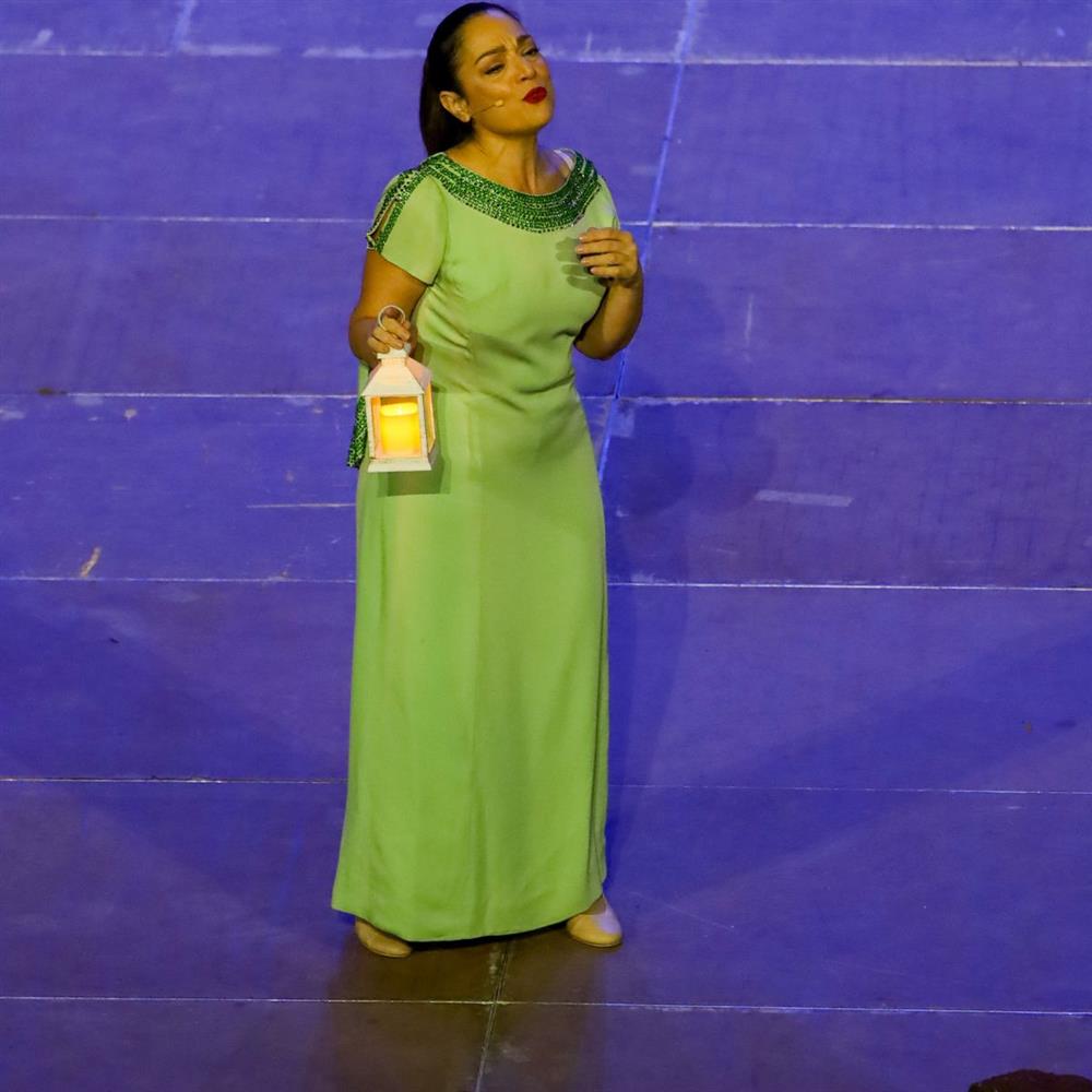 Ελένη Καρακάση