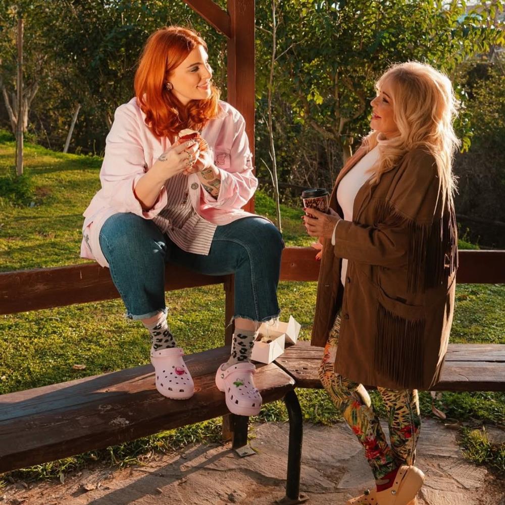 Μπέσσυ Αργυράκη: Αποκάλυψε πόσα κιλά έχει χάσει η ίδια αλλά και η κόρη της, Εβελίνα Νικόλιζα - "Είμαστε σε δίαιτα…"