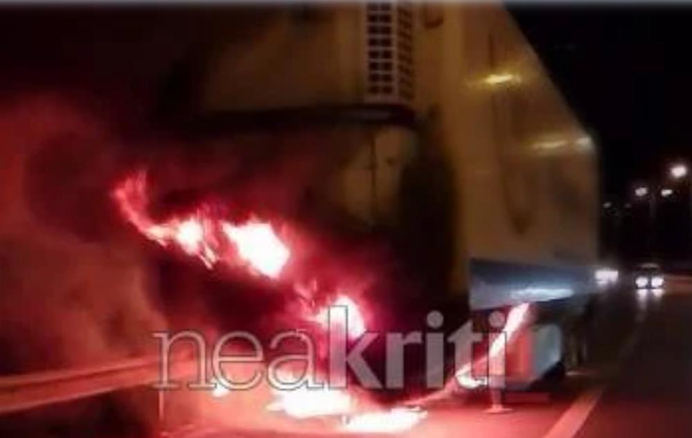 Φωτιά - Νταλίκα - Κρήτη