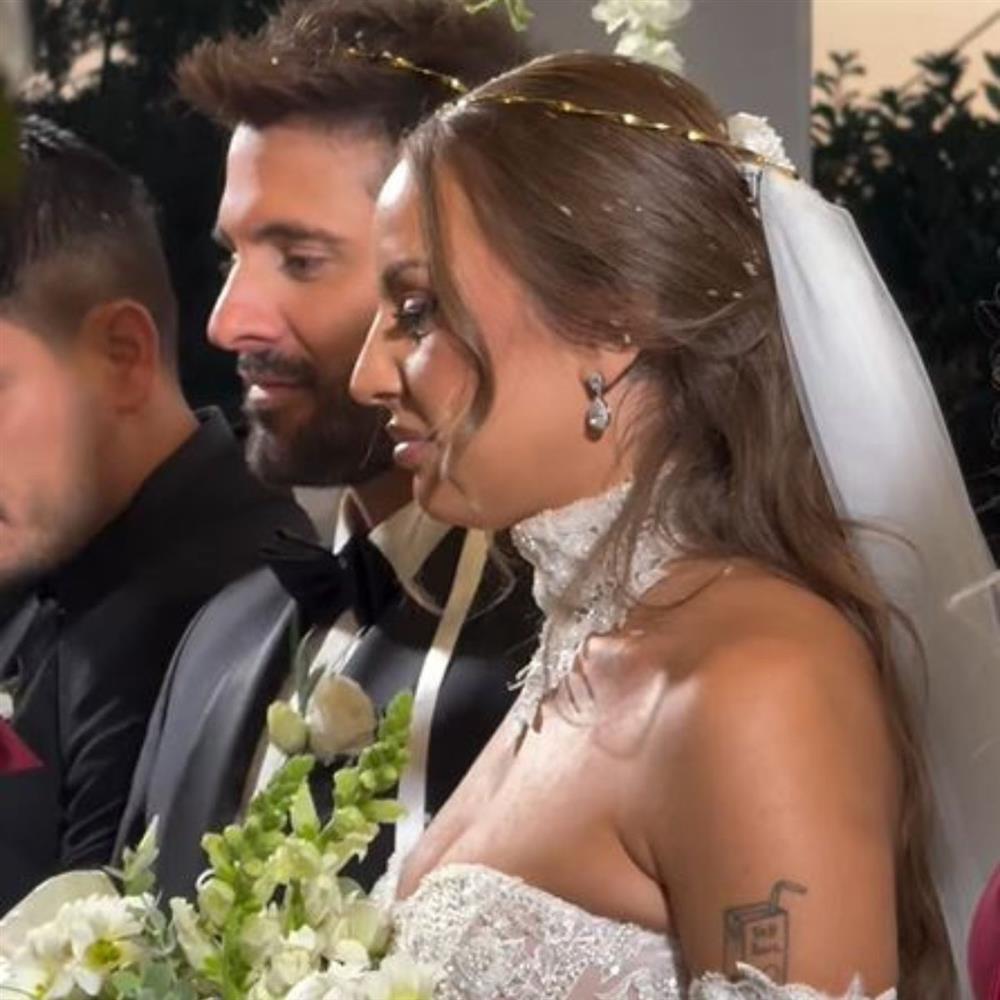 Ανδρομάχη & Γιώργος Λιβάνης: Παντρευτήκαν και βάφτισαν τον γιο τους - Φωτογραφίες & Βίντεο από τα μυστήρια 

