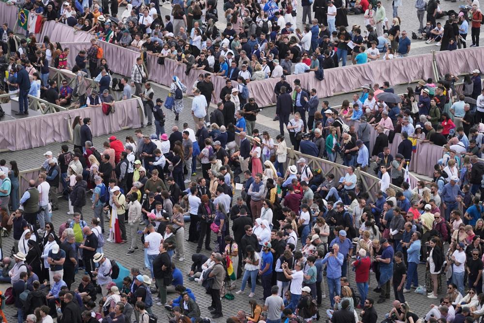 Βατικανό - Κονκλάβιο - Ιταλία - Καπνός