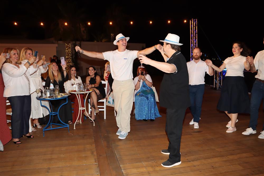 Γιάννης Πάριος