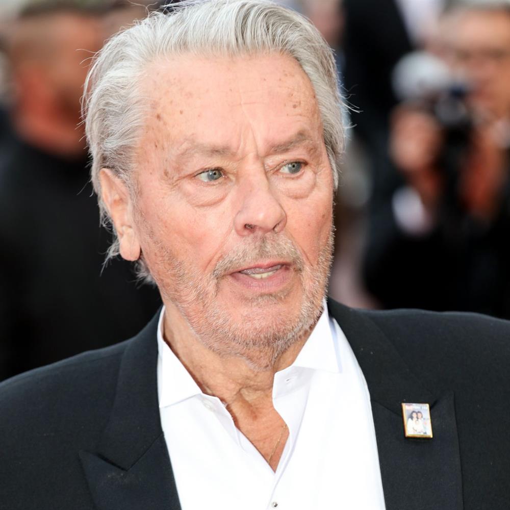 Αλέν Ντελόν: "Πόλεμος" για τη νέα διαθήκη του - Ο μικρότερος γιος του ζητά την ακύρωση της