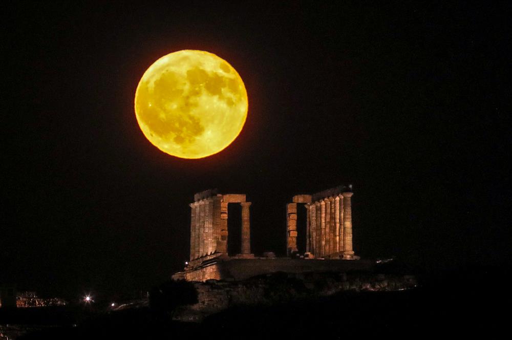 πανσέληνος οξύρρυγχου Αύγουστος 2025 πανσέληνος οξύρρυγχου Αύγουστος 2025