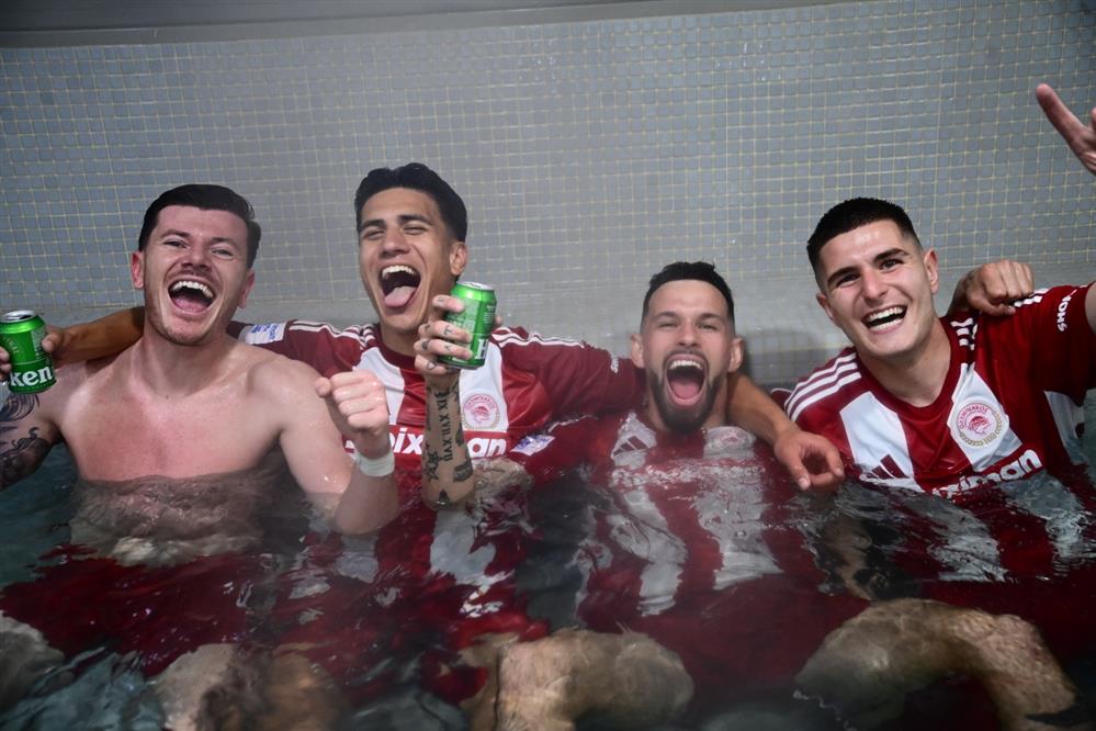 Ολυμπιακός - πανηγυρισμοί