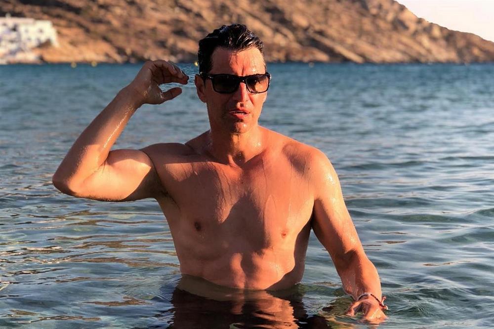 Σάκης Ρουβάς Σάκης Ρουβάς