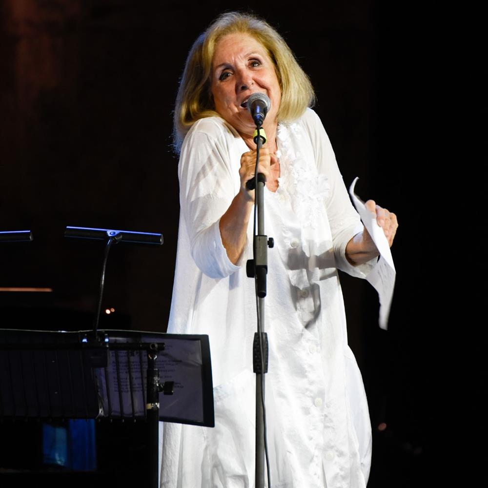 Κάρμεν Ρουγγέρη