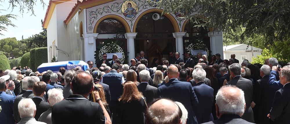 Κηδεία Μολυβιάτη Κηδεία Μολυβιάτη