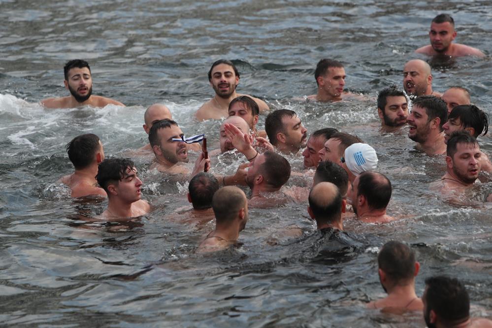 Θεσσαλονίκη - Αγιασμός των Υδάτων - Ρίψη του Σταυρού