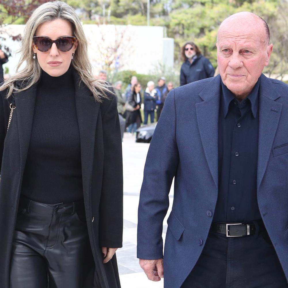 Μίμης Δομάζος