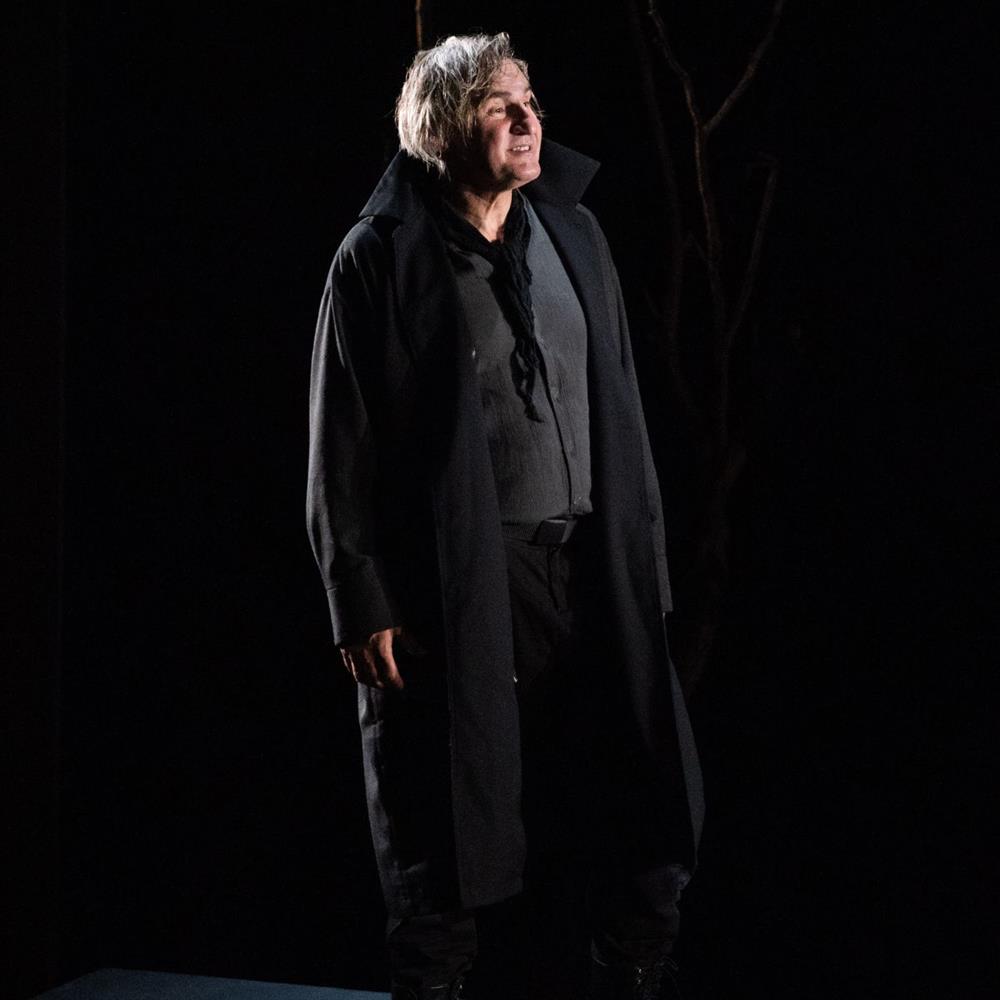 Άκης Σακελλαρίου