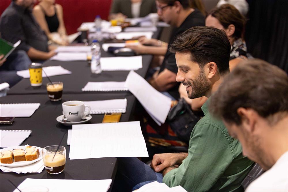 Γιατί ρε πατέρα Γιατί ρε πατέρα