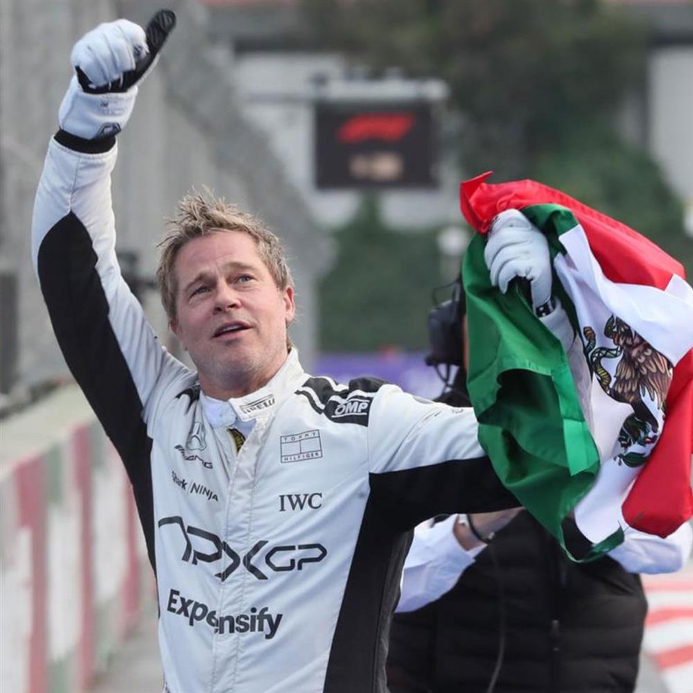 Μπραντ Πιτ: Γιορτές στο Καρμέλ με τη σύντροφό του μετά την ολοκλήρωση των γυρισμάτων της ταινίας "F1"