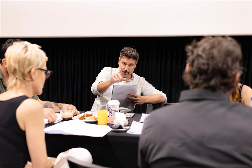 Γιατί ρε πατέρα Γιατί ρε πατέρα